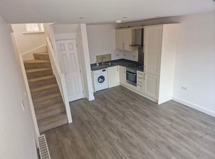 1 Bedroom Maisonette To Rent In Albert Road, Luton, LU1