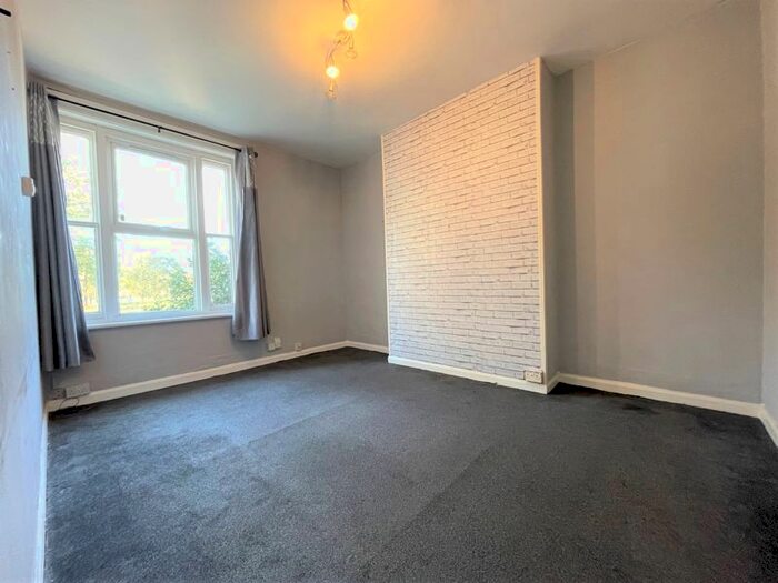 1 Bedroom Flat To Rent In Midland Road, Tredworth, Gloucester, GL1