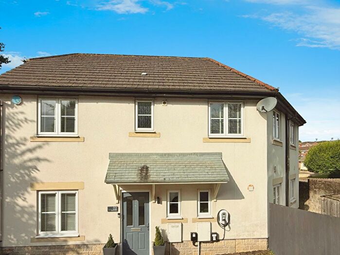 3 Bedroom End Terrace House For Sale In Owen Drive, Plymouth, PL7