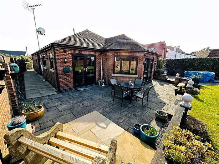 3 Bedroom Bungalow For Sale In Doncaster Road, Brayton, Selby, YO8