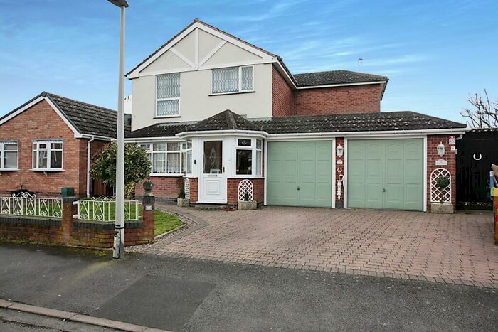 3 Bedroom Detached House For Sale In Croft Road, Atherstone, Warwickshire, CV9