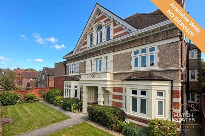 Flat To Rent In Grimston Avenue, Folkestone, Kent, CT20