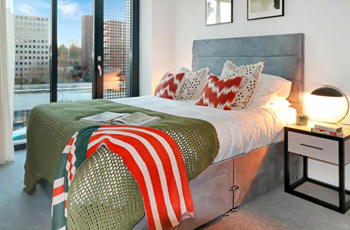 2 Bedroom Apartment To Rent In The Interchange, Stockport, SK3