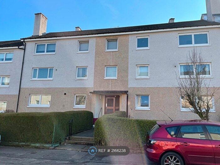 2 Bedroom Flat To Rent In Cavin Drive, Glasgow, G45