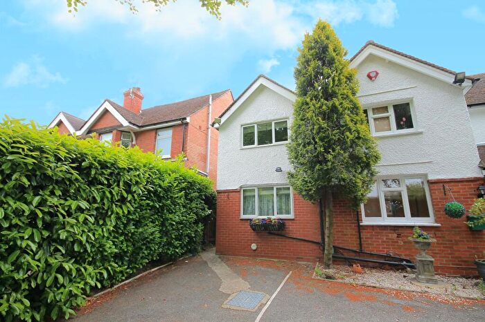 2 Bedroom Semi-Detached House To Rent In Holtye Road, East Grinstead, RH19