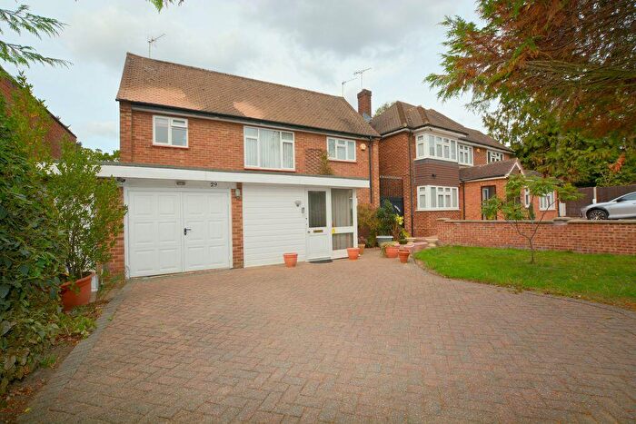 3 Bedroom Detached House For Sale In Clonard Way, Hatch End, HA5