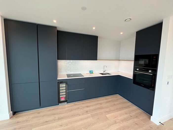 3 Bedroom Flat To Rent In Caldon Boulevard, Wembley, HU4