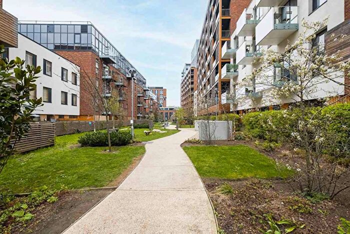 2 Bedroom Flat For Sale In Barry Blandford Way, London, E3