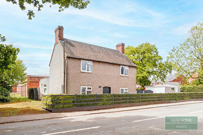 4 Bedroom Detached House For Sale In Bennetts Road, North Keresley End, Coventry, CV7