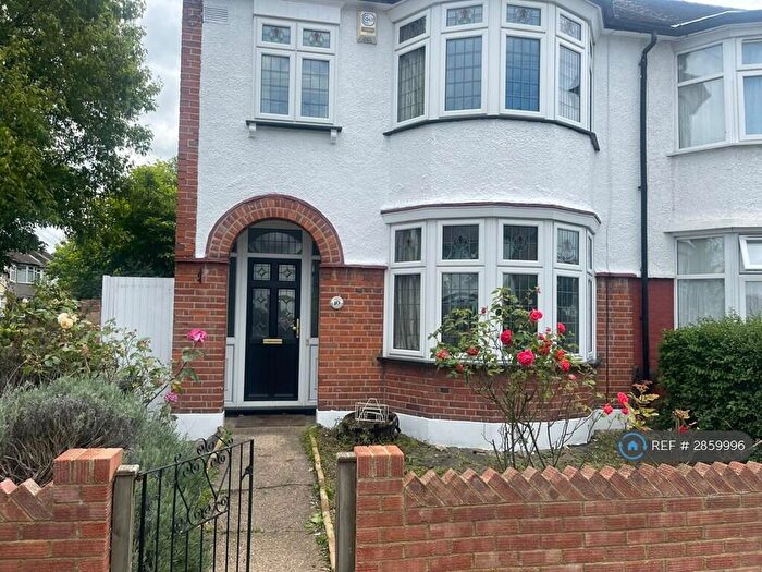 3 Bedroom Semi Detached House To Rent In Cranleigh Gardens, Barking, IG11