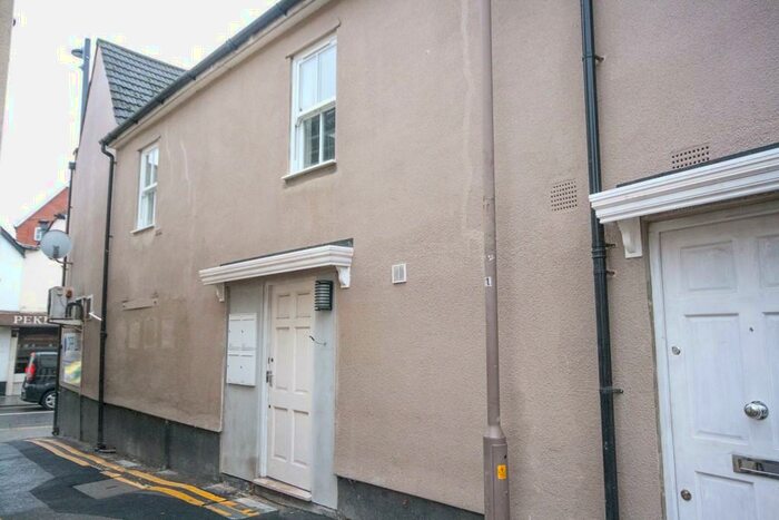 1 Bedroom Flat To Rent In Western Gardens, Brentwood, Essex, CM14