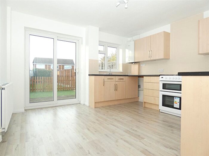 2 Bedroom End Terrace House To Rent In Peartree Road, Herne Bay, Kent, CT6