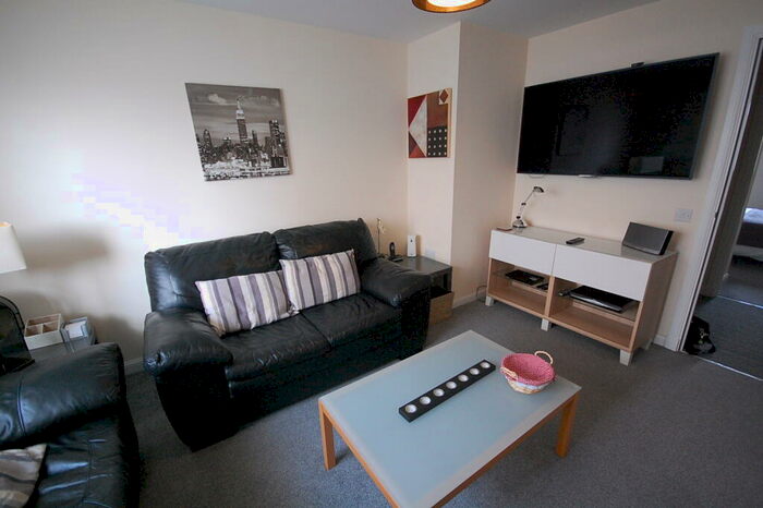 2 Bedroom Flat To Rent In Urquhart Court, City Centre, Aberdeen, AB24