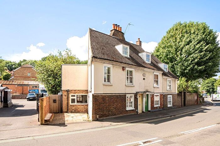 2 Bedroom Semi Detached House For Sale In South Street, Epsom, KT18
