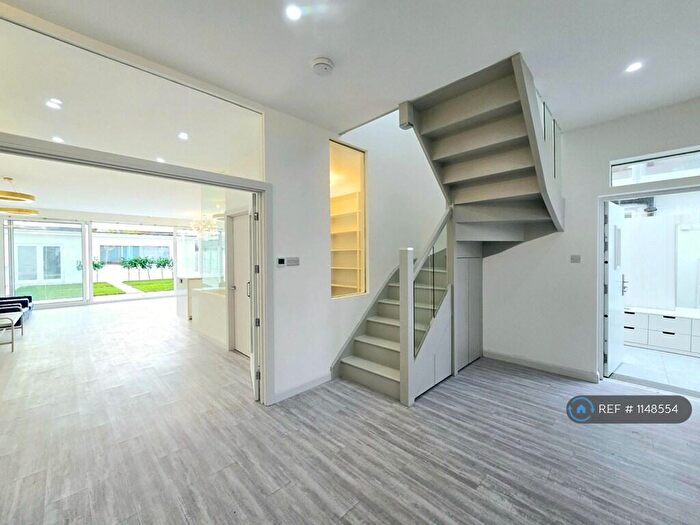 5 Bedroom Detached House To Rent In Blakes Avenue, New Malden, KT3