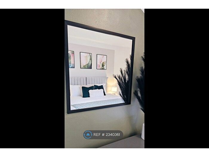 5 Bedroom Terraced House To Rent In Harrowden Road, Bedford, MK42