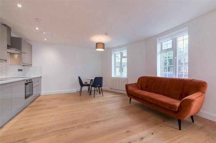 1 Bedroom Flat To Rent In Barking Road, West Ham, E13