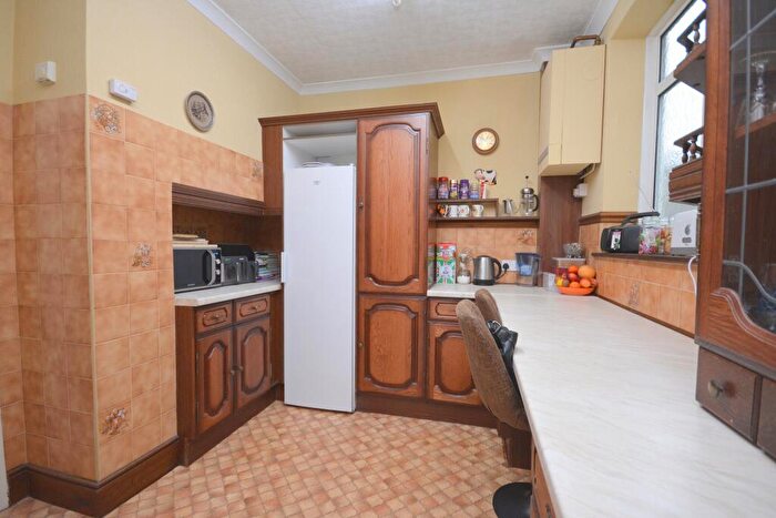 4 Bedroom Detached House For Sale In Northdown Park Road, Margate, CT9