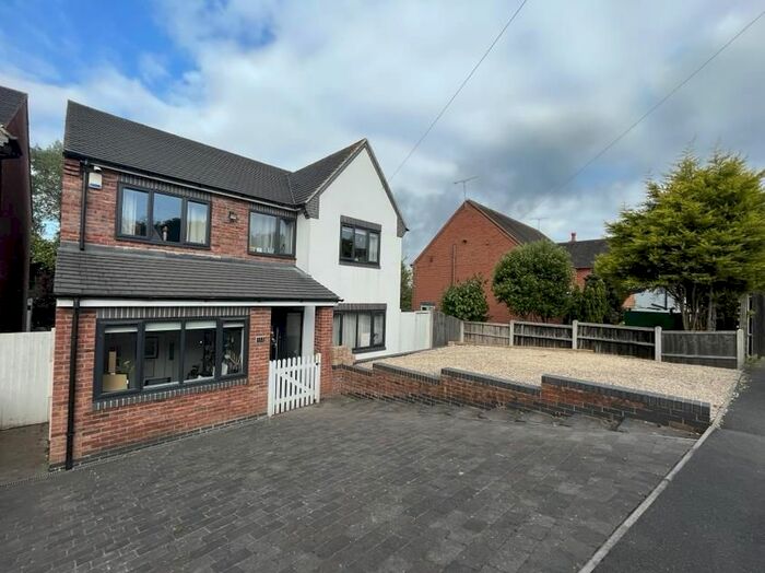 4 Bedroom Detached House For Sale In Coton Park, Linton, Swadlincote, DE12