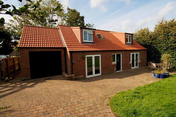 4 Bedroom Detached Bungalow For Sale In Cowton Lane, Reighton, YO14