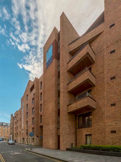 2 Bedroom Apartment To Rent In Brandfield Street, Edinburgh, EH3