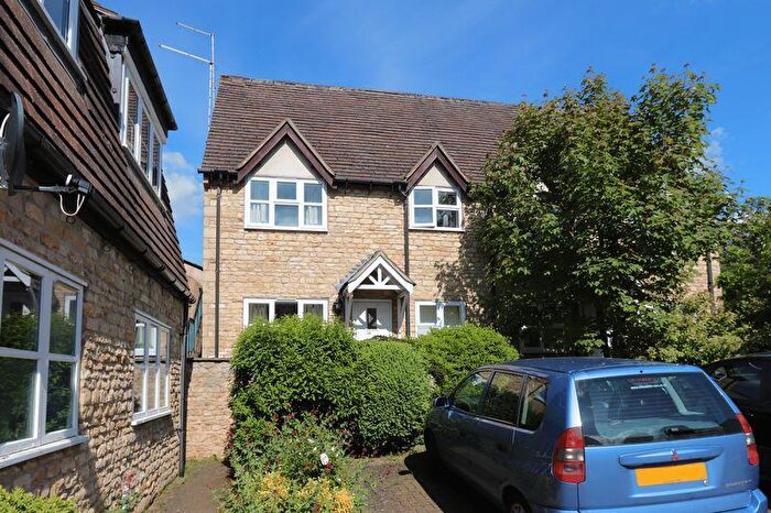 1 Bedroom Apartment To Rent In Daniel Court, Stamford, PE9