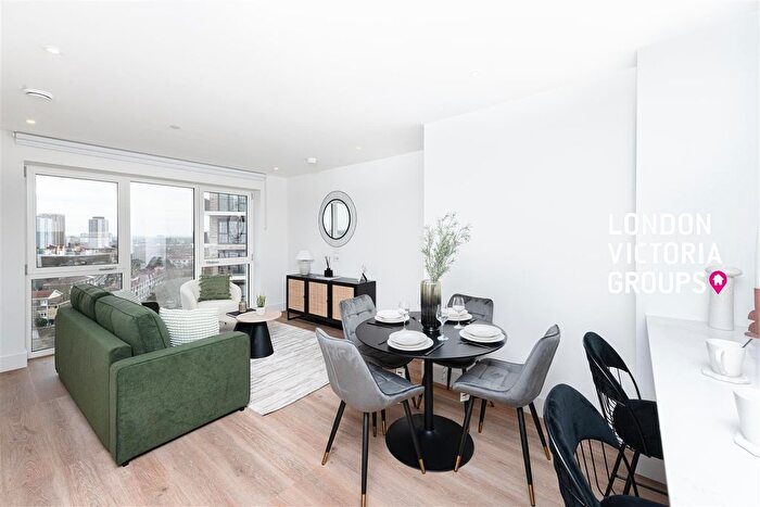 1 Bedroom Flat To Rent In Bow Common Lane, London, E3