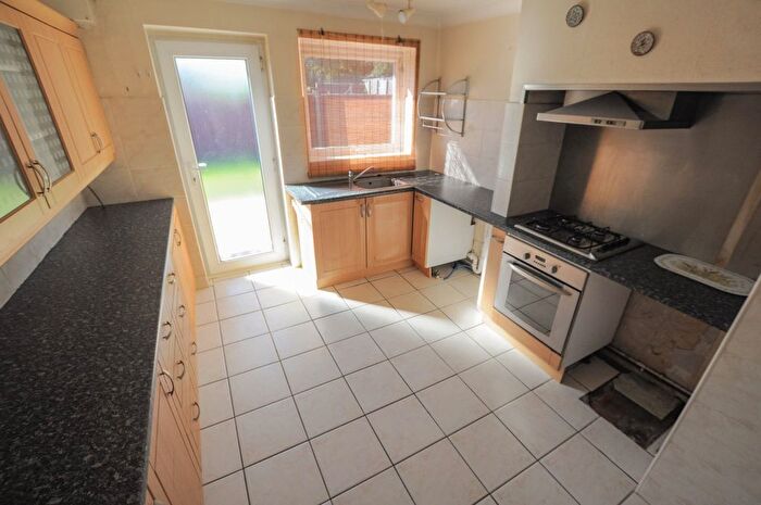2 Bedroom Detached Bungalow For Sale In Middlehill Road, Wimborne, BH21