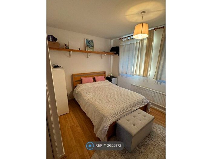 1 Bedroom Flat To Rent In Canning Crescent, London, N22