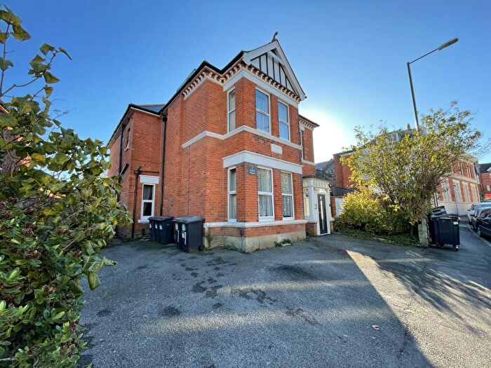 Studio To Rent In Beresford Road, Southbourne, Dorset, BH6