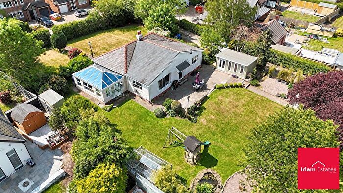 3 Bedroom Detached Bungalow For Sale In Smithy Brow, Croft, WA3