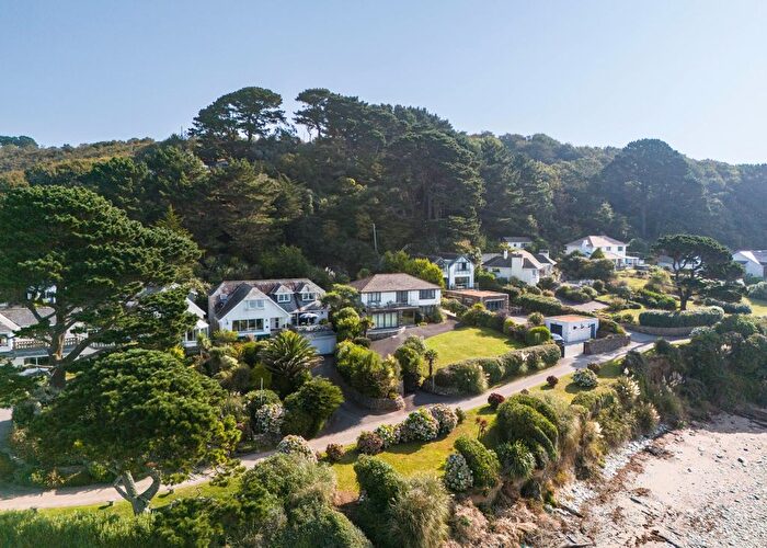 4 Bedroom Detached House For Sale In Castle Drive, St Mawes, TR2