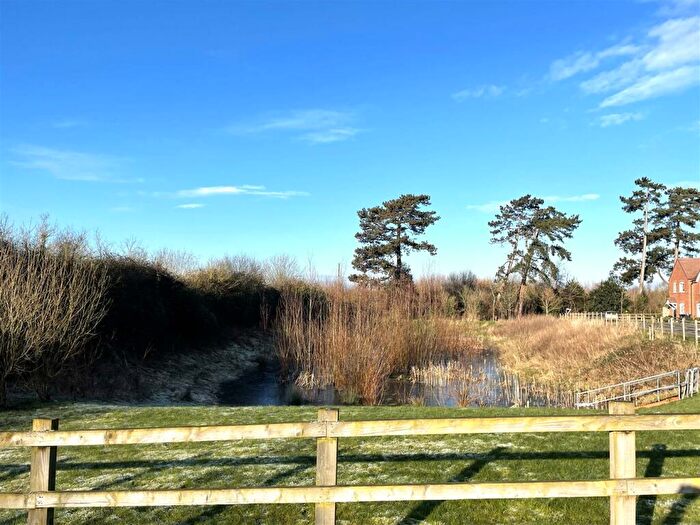4 Bedroom Detached House For Sale In Canon Price Road, Barford, Warwick, CV35