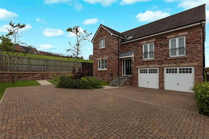 5 Bedroom Detached House For Sale In Cardyke Way, Auchinloch, Glasgow, North Lanarkshire, G66
