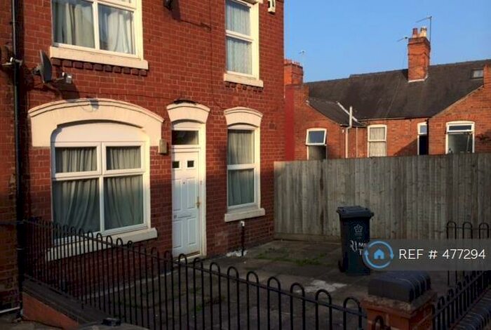 3 Bedroom End Of Terrace House To Rent In Mount Avenue, Leicester, LE5