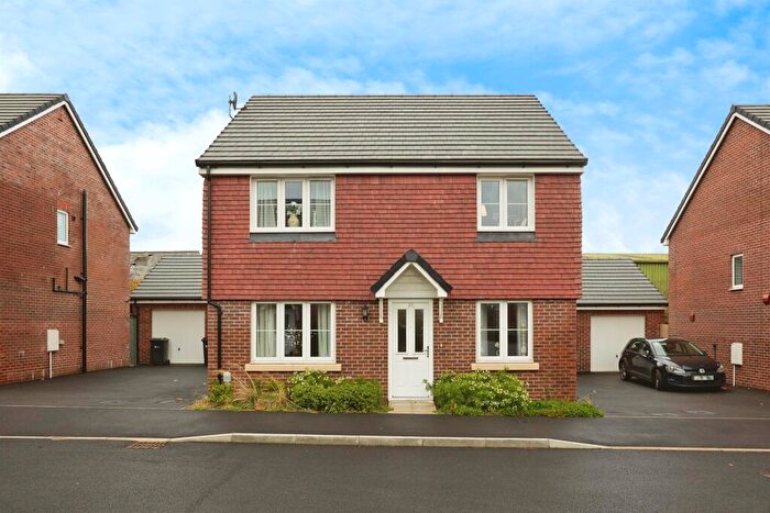 4 Bedroom Detached House For Sale In Melbury Beacon View, Shaftesbury, SP7