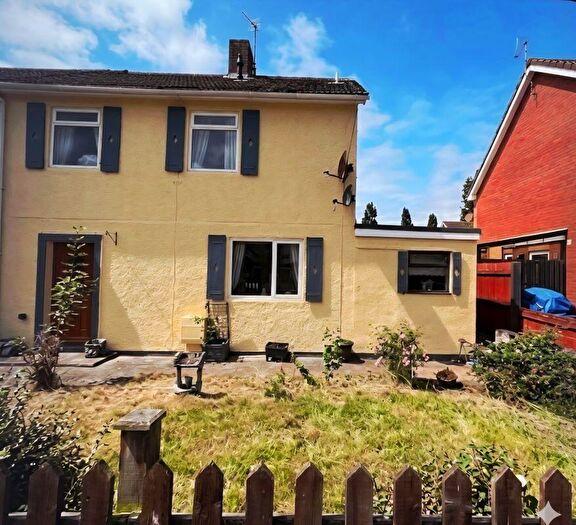 3 Bedroom End Of Terrace House For Sale In Hobart Road, Weston-super-Mare, Avon, BS23