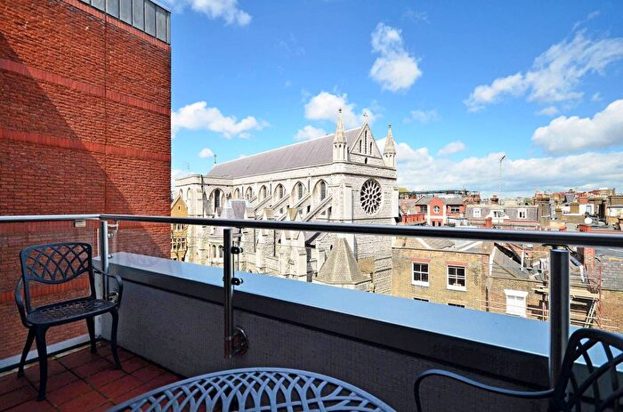 3 Bedroom Flat For Sale In Heron Place, Marylebone, London, W1U