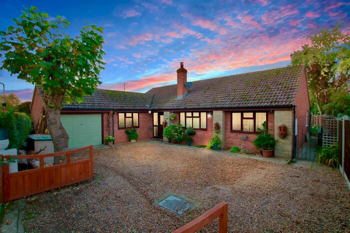 3 Bedroom Bungalow For Sale In Main Street, Dry Doddington, Newark NG23