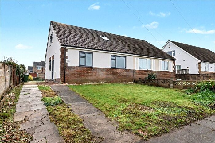 3 Bedroom Bungalow For Sale In New Lane, East Ardsley, Wakefield, West Yorkshire, WF3