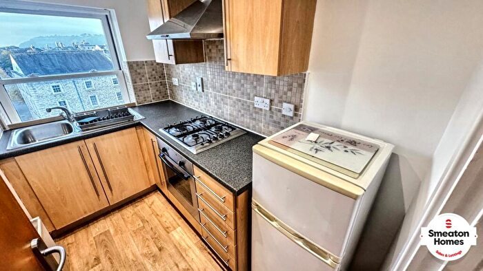 2 Bedroom Apartment To Rent In Plymouth, Devon, PL1