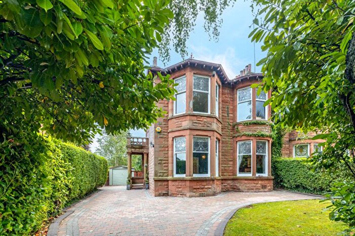 5 Bedroom Semi-Detached House For Sale In Larch Road, Dumbreck, Glasgow, G41