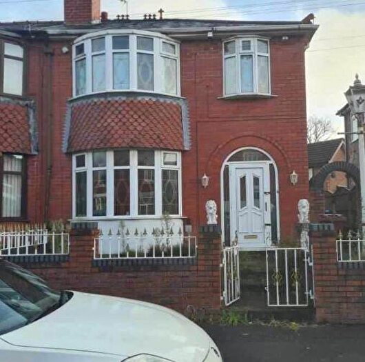 3 Bedroom Semi Detached House For Sale In Ingham Street, Manchester, Lancashire, M40