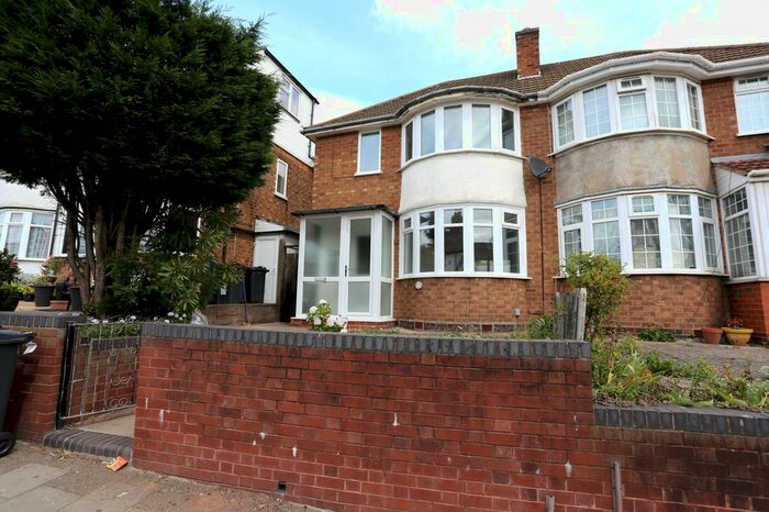 2 Bedroom Semi-Detached House To Rent In Haseley Road, Birmingham, B21