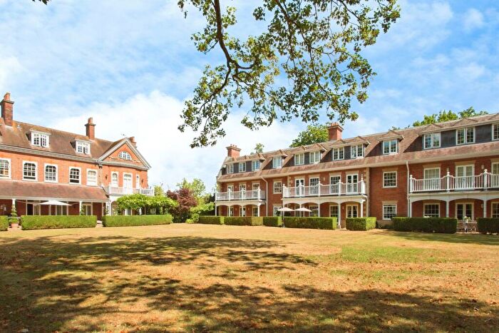 3 Bedroom Apartment For Sale In High Street, Newmarket, CB8