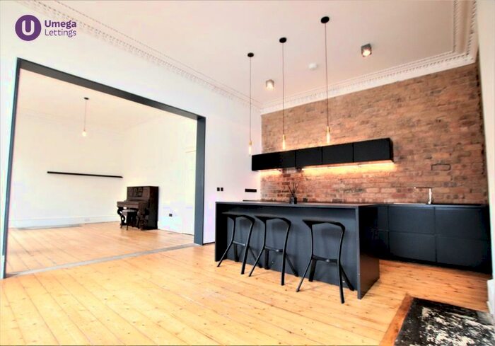 2 Bedroom Flat To Rent In Great Junction Street, Leith, Edinburgh, EH6