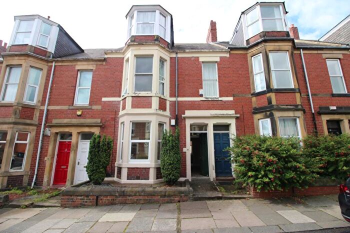 2 Bedroom Flat To Rent In Grosvenor Road, Jesmond, Newcastle Upon Tyne, NE2