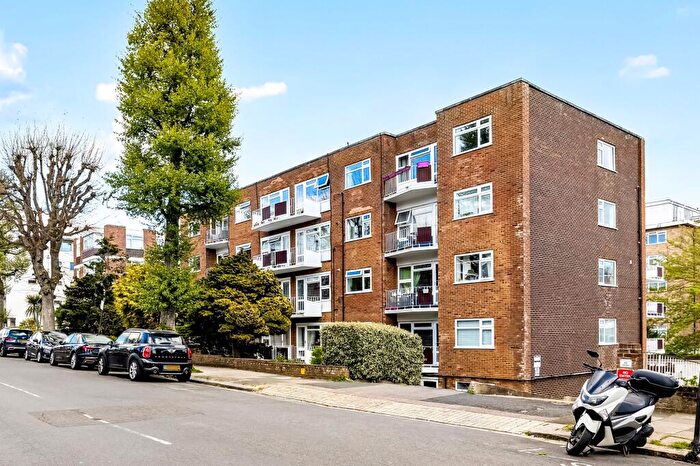 2 Bedroom Flat For Sale In Palmeira Avenue, Palmeira House, BN3