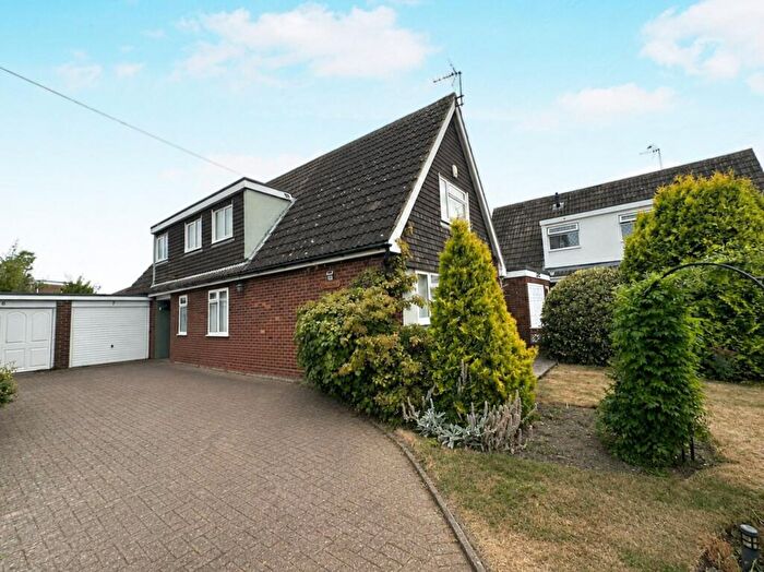 3 Bedroom Detached House To Rent In Eaton Bray, LU6