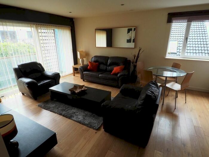 1 Bedroom Flat To Rent In Dock Street, Hull, HU1